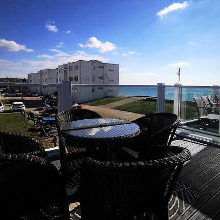 Sea View 3 Bedroom Seaside Property Чичестър Екстериор снимка