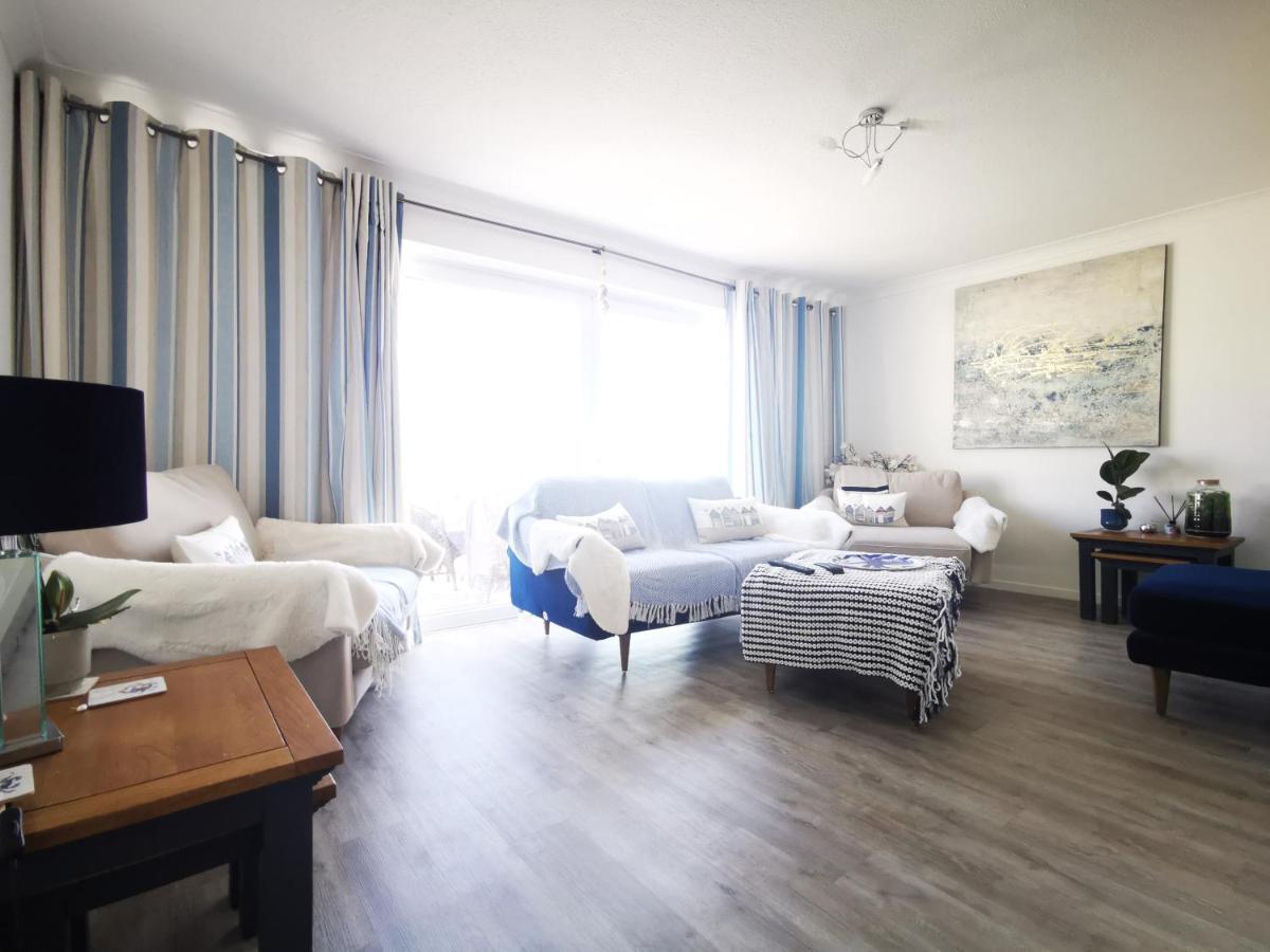 Sea View 3 Bedroom Seaside Property Чичестър Екстериор снимка