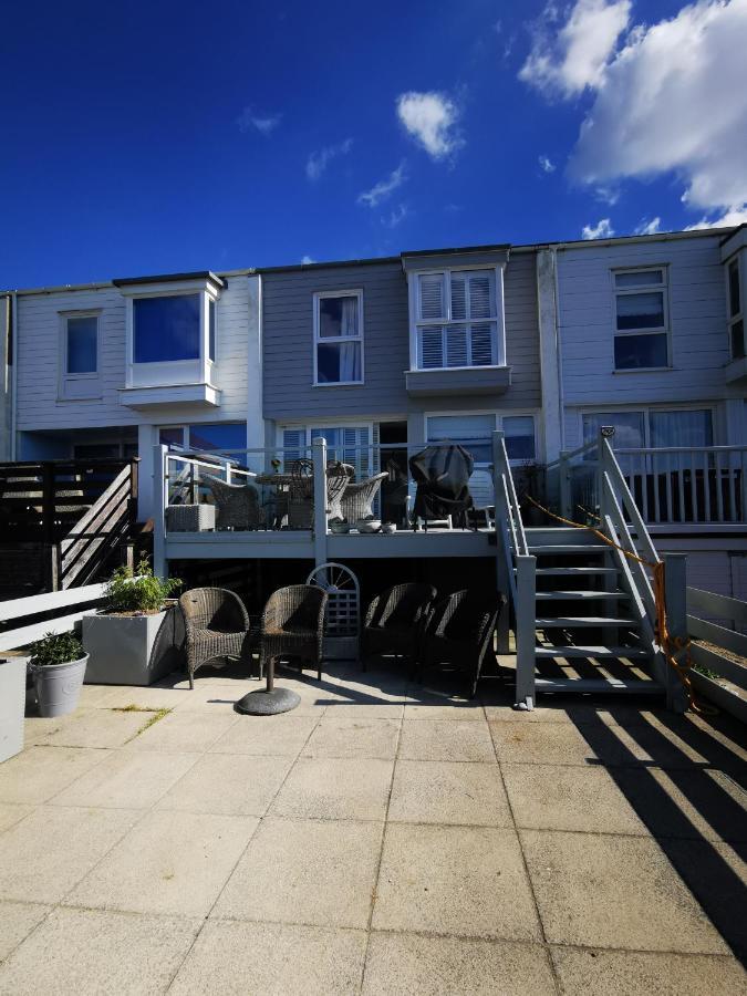 Sea View 3 Bedroom Seaside Property Чичестър Екстериор снимка